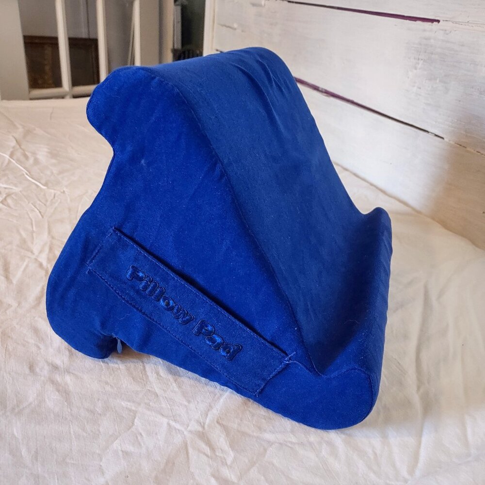 Pillow Pad Soft Tablet Stand/Holder